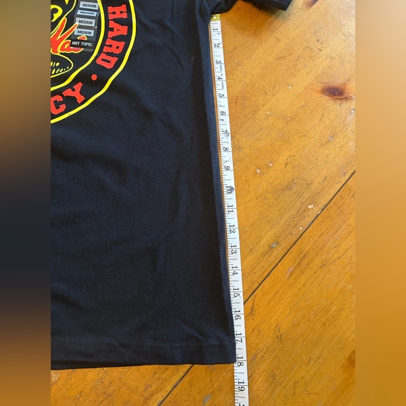 Hot Topic Cobra Kai Graphic Tee - Picture 9 of 9